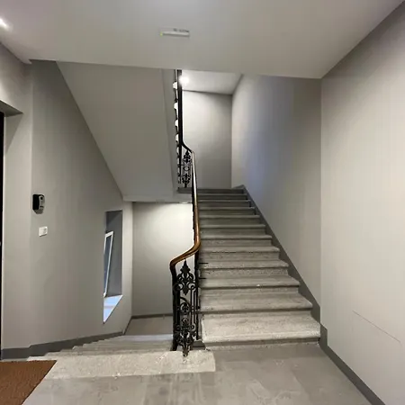 Gold's House Апартаменты